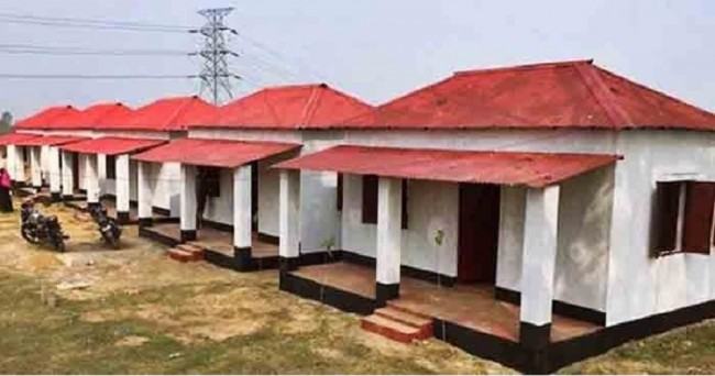 দামুড়হুদায় মুজিব শত বর্ষের ঘর ভাড়া দেয়ার অভিযোগ