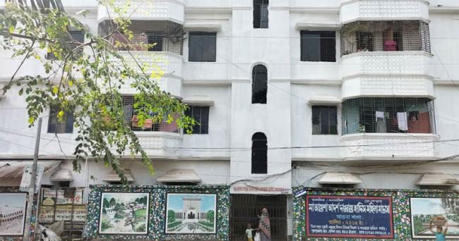 শ্রীপুরে ‘চাহিদা ডটকম’ গ্রাহকের কোটি টাকা নিয়ে লাপাত্তা