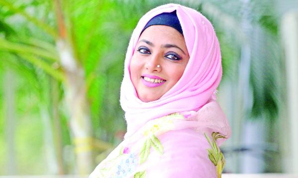 রক্ত দানে শাবনাজের আহ্বান