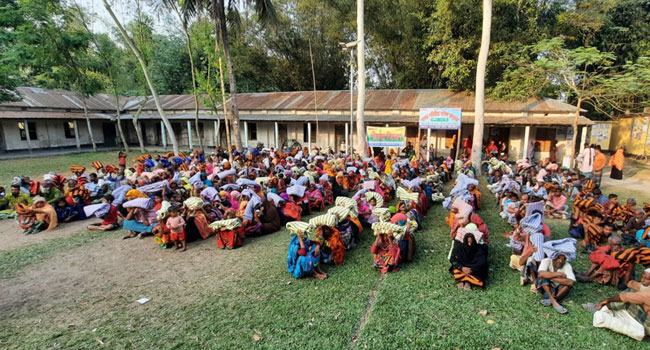 বসুন্ধরা গ্রুপের উদ্যোগ : কুড়িগ্রামে শীতার্তদের মাঝে শুভসংঘের কম্বলবিতরণ