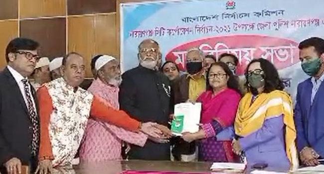 নারায়ণগঞ্জে মেয়র পদে মনোনয়ন কিনলেন তৈমূর আলম