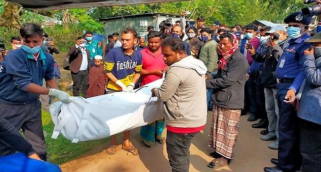 দিনভর নাটকীয়তা, কুয়েট শিক্ষক ড. সেলিমের লাশ গেল ঢাকা মেডিকেলে