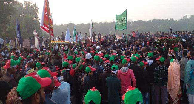 বিজয় দিবসের অনুষ্ঠানে শিক্ষাকর্তা লাঞ্ছিত, পাল্টা অভিযোগ মেয়রের