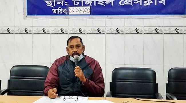 ভূঞাপুর থানার ওসির বিরুদ্ধে সাবেক পুলিশ পরিদর্শকের সংবাদ সম্মেলন