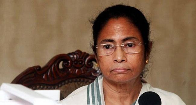 মমতার নিরাপত্তারক্ষীর পিস্তল চুরি!