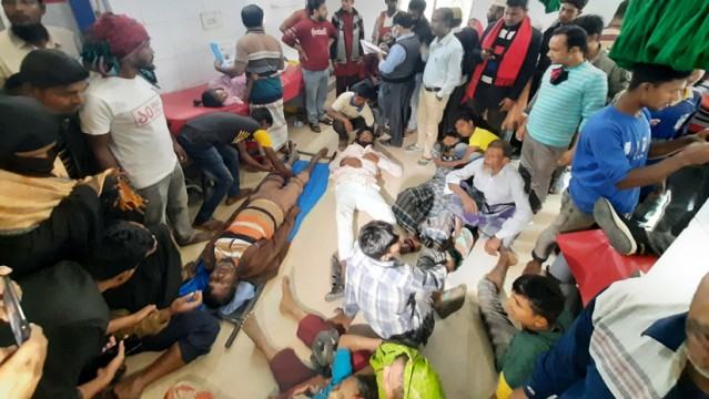 নির্বাচনী সহিংসতা : নৌকার সমর্থকদের হামলায় স্বতন্ত্র প্রার্থীসহ আহত ৩৫
