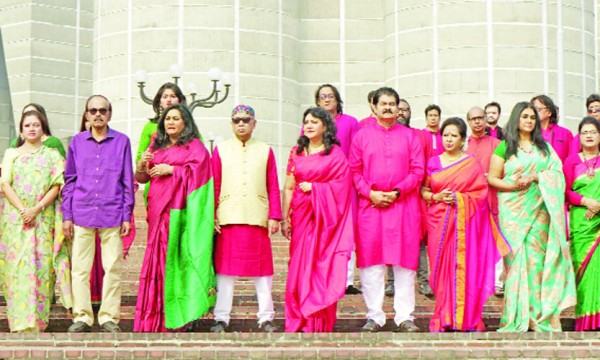 ‘সুবর্ণ ৫০’এ গাইলেন ৫০’ শিল্পী