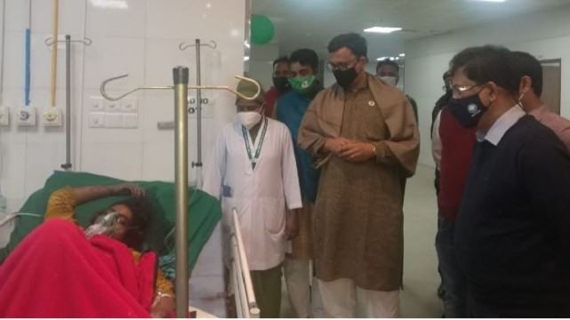 আহতদের চিকিৎসায় সরকার পাশে দাঁড়াবে : নৌপরিবহন প্রতিমন্ত্রী
