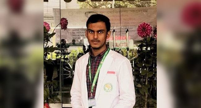 ঝালকাঠিতে লঞ্চে অগ্নিকাণ্ড : মৃত্যুপুরী থেকে যেভাবে ফিরলেন কুশল