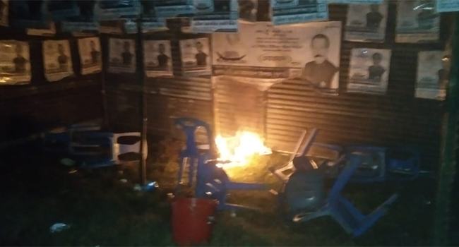 আশুলিয়ায় নৌকার নির্বাচনী অফিসে অগ্নিসংযোগ-ভাংচুর