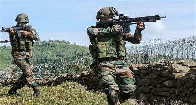আবারো ভারতীয় কাশ্মিরে সেনা অভিযান, ৩ সন্দেহভাজন বিচ্ছিন্নতাকামী নিহত