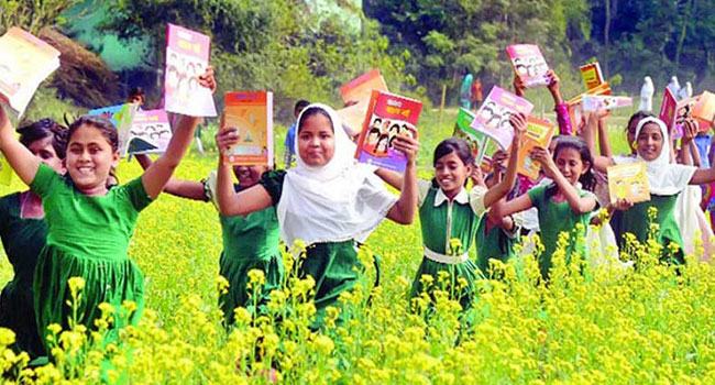 নতুন বই বিতরণ কার্যক্রম শুরু হচ্ছে আগামীকাল