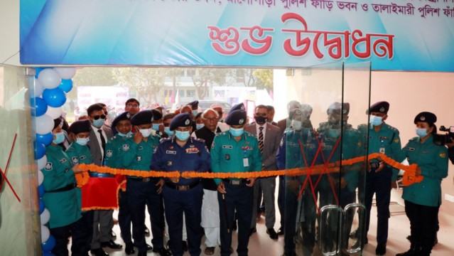 রাজশাহীতে মুক্তিযুদ্ধ জাদুঘরের ভিত্তিপ্রস্তর স্থাপন করলেন আইজিপি