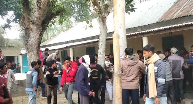 সাঘাটায় সংঘর্ষে ২ ইউপি সদস্য প্রার্থীসহ আহত ৩, এক কেন্দ্রে ভোট গ্রহণ বন্ধ