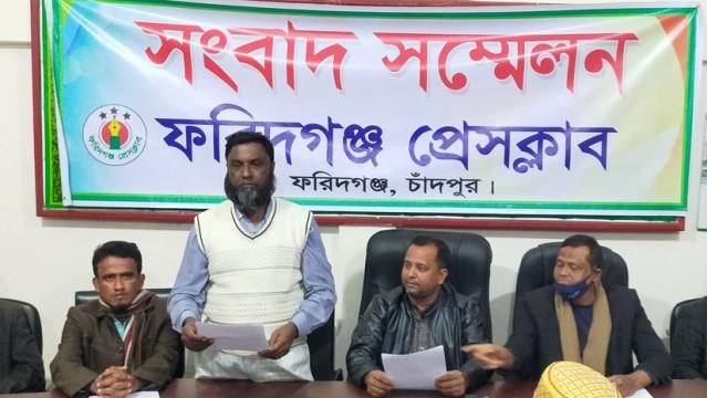 ফরিদগঞ্জে রাত পেরোতেই পাল্টে গেল ফলাফল শিট