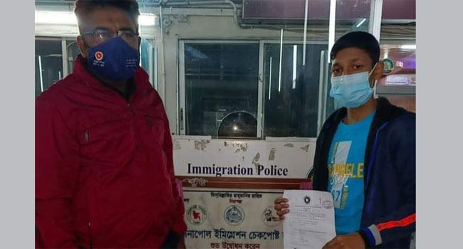 ভারতে ১০ মাস আটক থাকার পর ফিরল রাকেশ