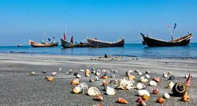 কালের কবলে সেন্টমার্টিন