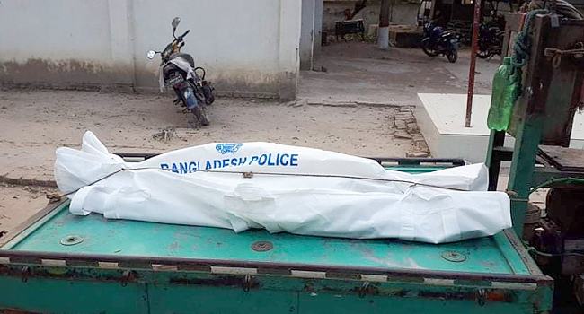 প্রেমিক পুলিশ বিয়েতে রাজি না হওয়ায় প্রেমিকা পুলিশের আত্মহত্যা