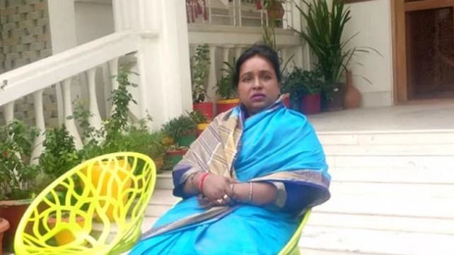 ঘরের ভেতর-বাইরে সবাই আমার বিরুদ্ধে এক : আইভী