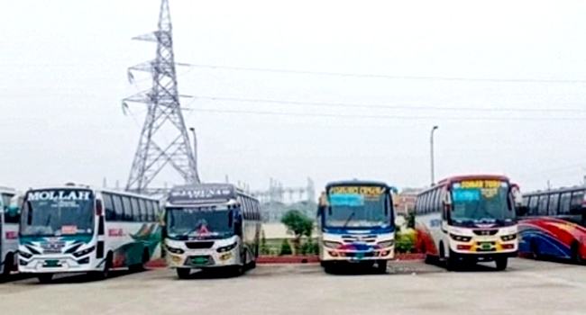 বরগুনায় দ্বিতীয় দিনের মতো চলছে বাস ধর্মঘট