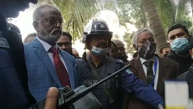 ভোট দিতে এসে গ্রেফতার যুবদল নেতা, তৈমূরের অভিযোগ