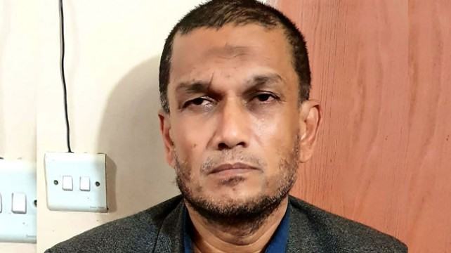 রোহিঙ্গা ক্যাম্প থেকে অস্ত্রসহ আটক আরসা প্রধানের ভাই