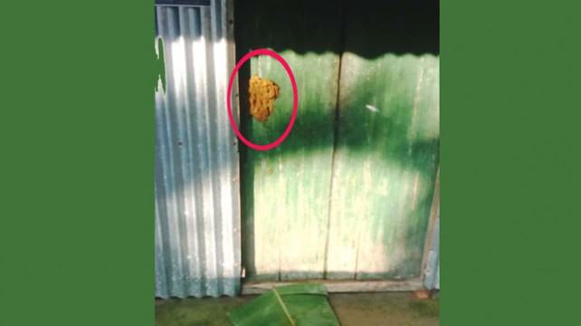 মসজিদে মল রেখে নামাজে প্রতিবন্ধকতা সৃষ্টির অভিযোগ