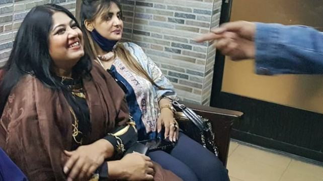 সমালোচনার মুখে নির্বাচন থেকে মৌসুমীর সরে যাওয়ার গুঞ্জন