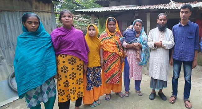 শ্রীপুরে এক পরিবারের ৮ জনই দৃষ্টি প্রতিবন্ধী!