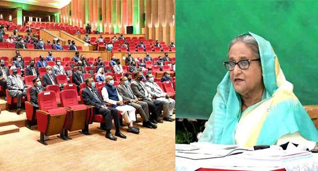 ডিসিদের প্রতি প্রধানমন্ত্রীর ২৪ দফা নির্দেশনা