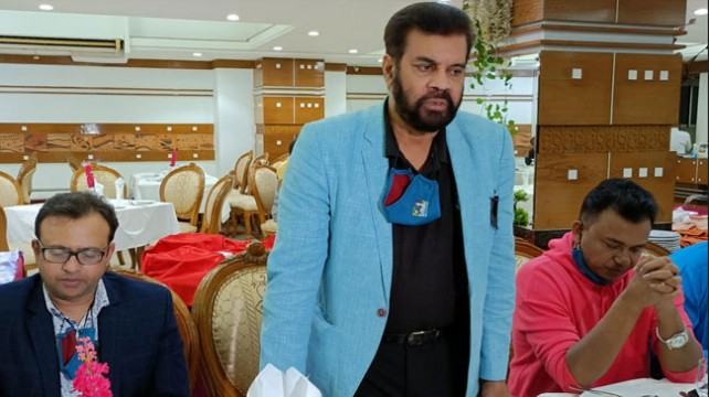 চলচ্চিত্র রক্ষার শপথ নিয়েই প্রার্থী হয়েছি : ইলিয়াস কাঞ্চন