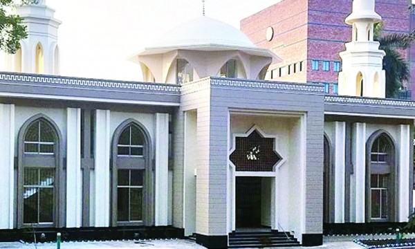 এফডিসির দৃষ্টিনন্দন মসজিদের কপাট খুলল