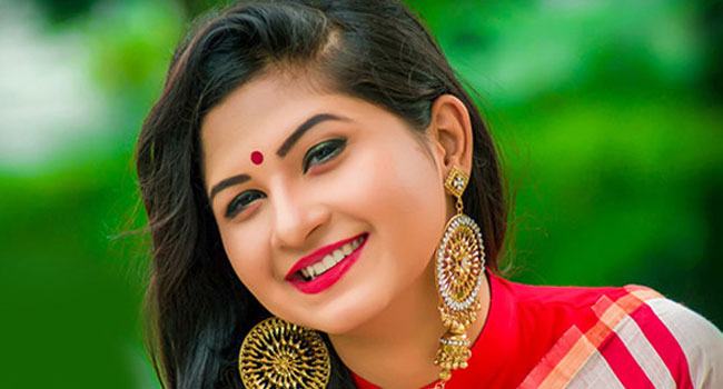 আটক হওয়া নিয়ে যা জানালেন স্পর্শিয়া