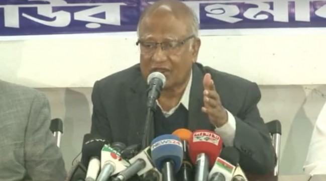 চলমান সঙ্কট সমাধানে সরকারের পতন ঘটাতে হবে : মোশাররফ