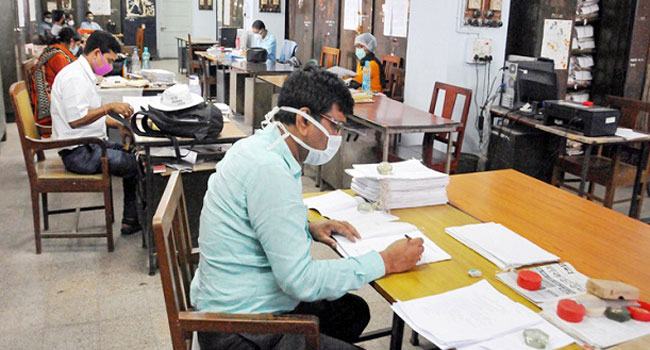 কর্মস্থলে ফিরতে লাগবে না করোনা সনদ