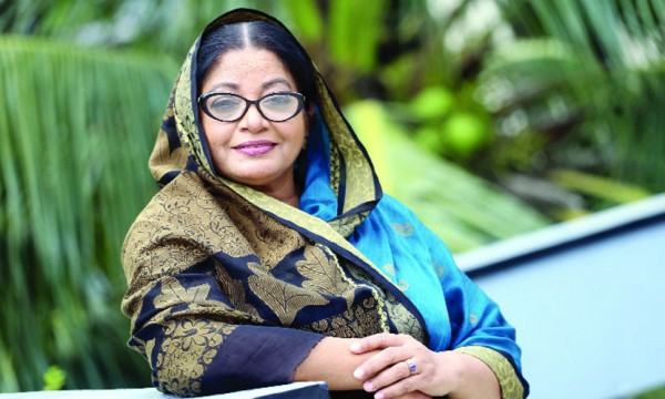 দুই বছর পর ঢাকায় ডলি জহুর