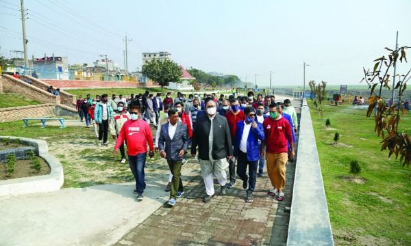 নতুন রূপ পাচ্ছে রাজশাহীর পদ্মাপাড়