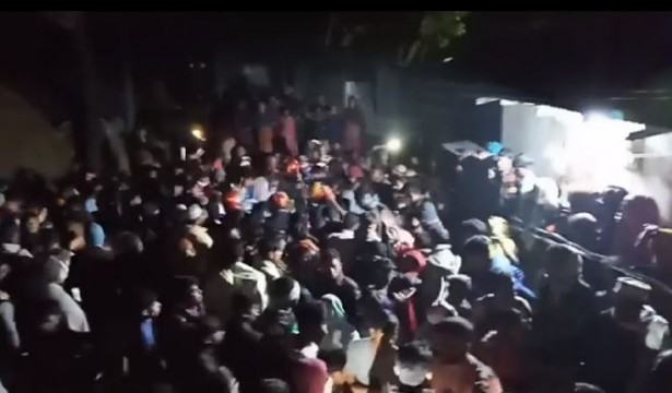 আগুনে পুড়ে ভাই-বোনের মৃত্যু