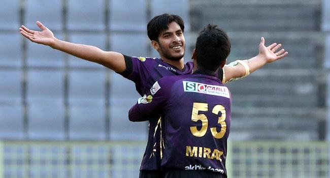 শেষ ওভার রোমাঞ্চে জিতল চট্টগ্রাম