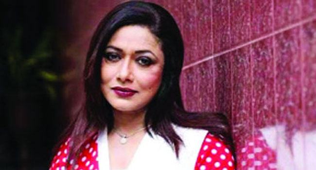 শিল্পী সমিতি থেকে রোজিনার পদত্যাগ
