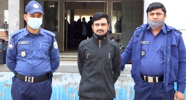 কলেজছাত্রীকে অপহরণ করে বিভিন্ন স্থানে অবস্থান, অতঃপর গ্রেফতার যুবক