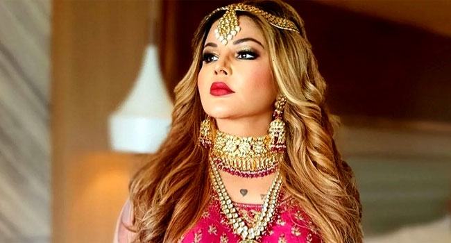 ভ্যালেন্টাইনসের আগের রাতেই বিচ্ছেদের ঘোষণা দিলেন ভারতীয় অভিনেত্রী