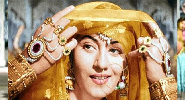 নিজেই আনারকলি হতে চেয়েছিলেন মধুবালা