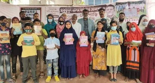 দুঃস্থ ছাত্রছাত্রীদের পড়াশোনার দায়িত্ব নিল টিম খোরশেদ
