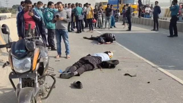 গাজীপুরে সড়ক দুর্ঘটনায় বিশ্ববিদ্যালয়ের ছাত্রসহ নিহত ২