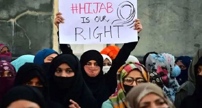 হিজাব ইস্যুতে আবারো উত্তপ্ত কর্নাটক