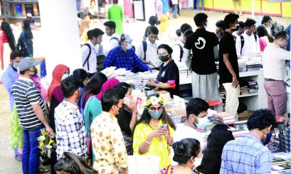 সময় বাড়ছে গ্রন্থমেলার