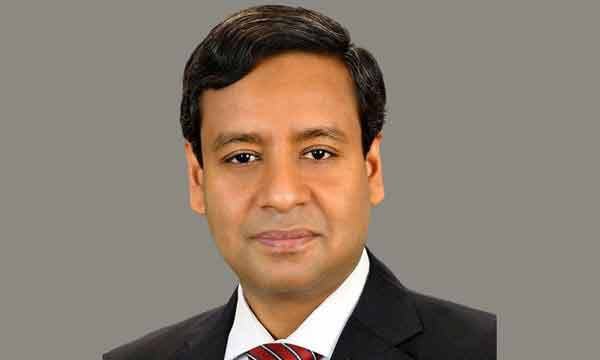 একজন সফল স্বৈরাচারের নির্ভুল তৈলচিত্র!
