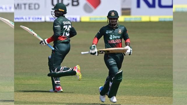 তামিমের বিদায়, এগিয়ে যাচ্ছে বাংলাদেশ