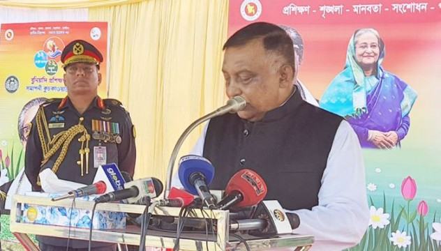 কারাগারে মোবাইলে কথা বলার পাশাপাশি ভিডিওকলের সুযোগ পাবেন বন্দিরা : স্বরাষ্ট্রমন্ত্রী